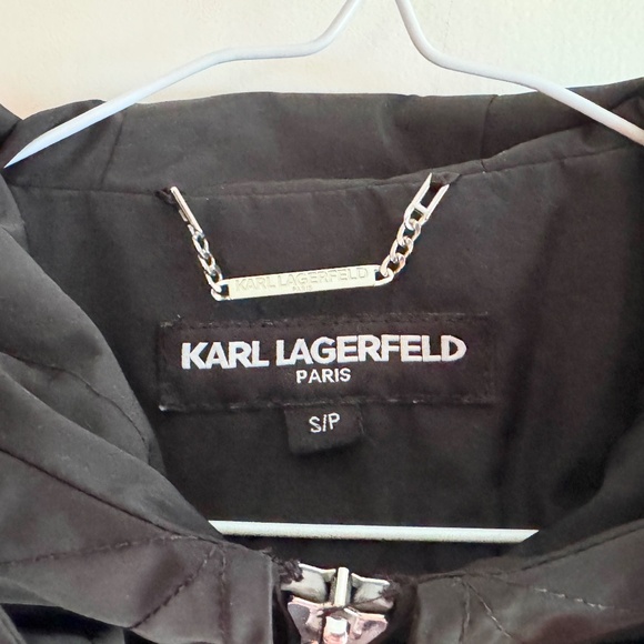 NWOT KARL LAGERFELD Black Windbreaker with Logo Tape Sleeve Size SM - Picture 2 of 7